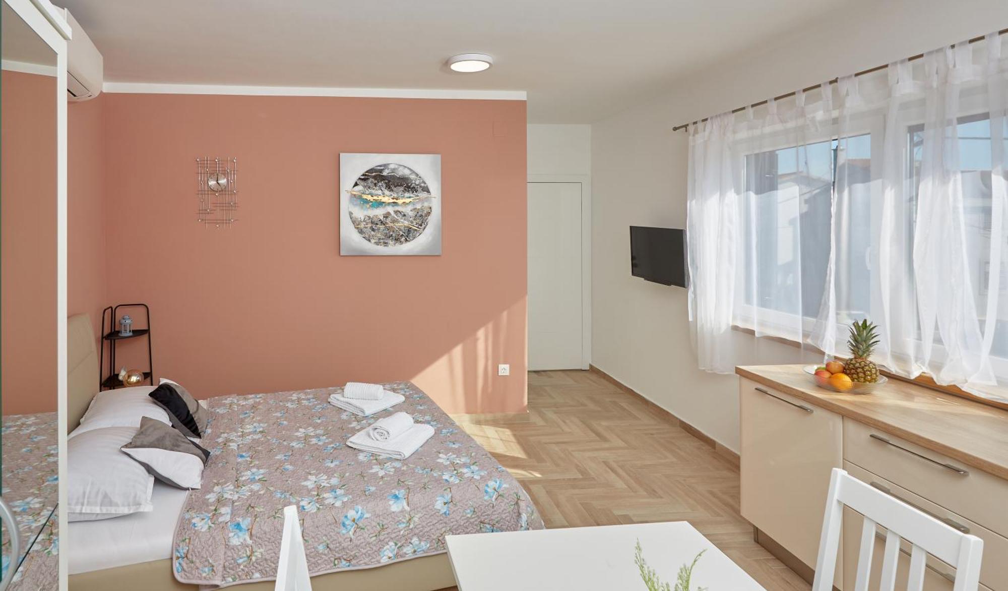 Apartments Nika Turanj Kültér fotó