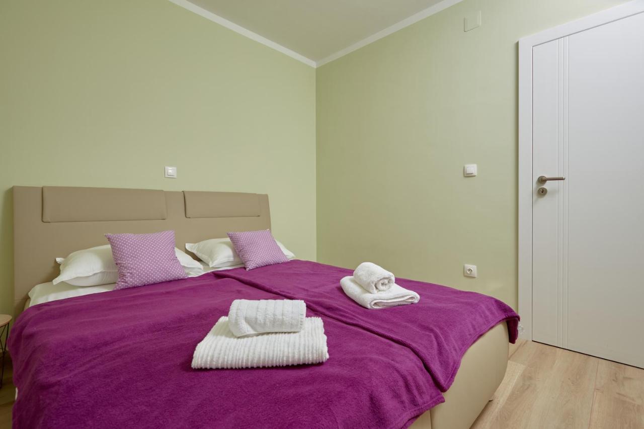 Apartments Nika Turanj Szoba fotó